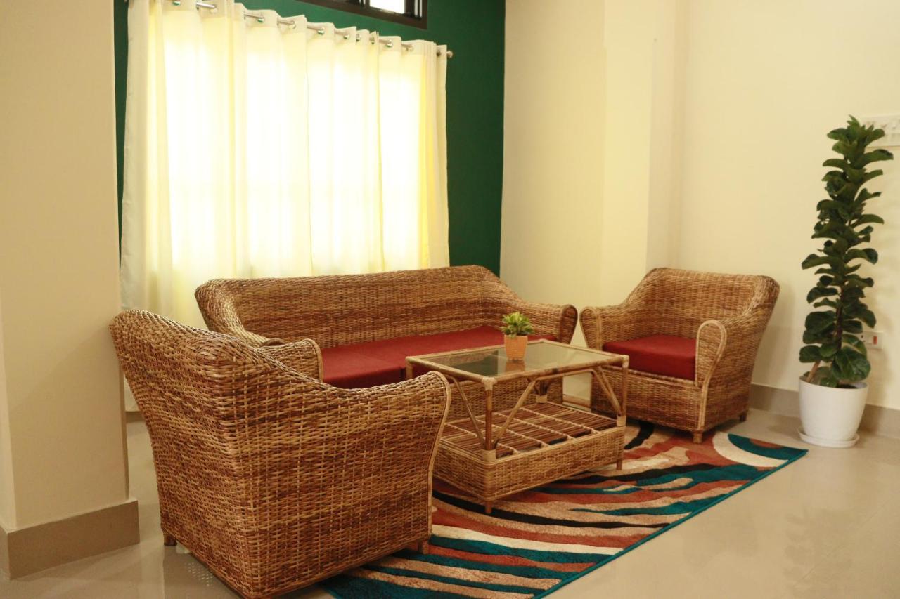 Joy'S Bnb Imphal Exterior foto